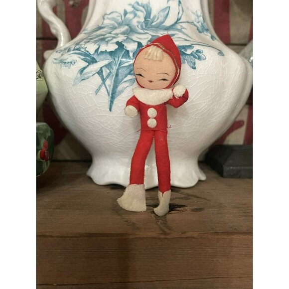 Vintage Christmas Pixie Elf Red White Felt Gold Accents Fabric Retro 3 Inches - Picture 7 of 8